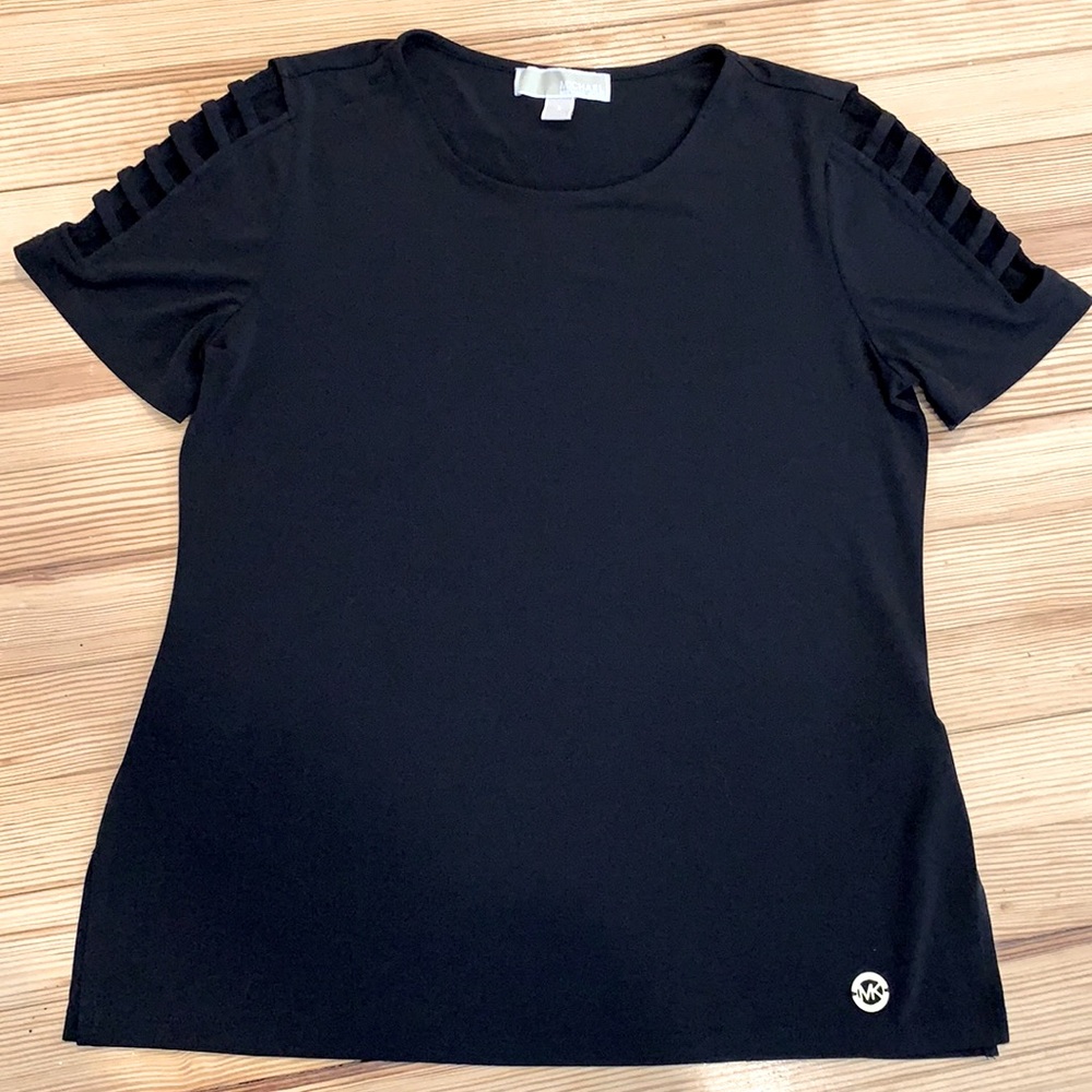 Micheal Kors 95% Polyester Tee With Arm Detail